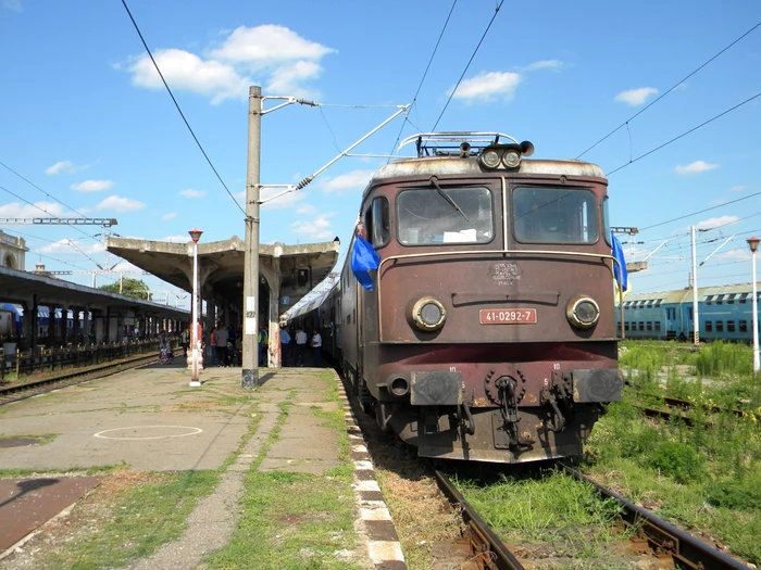 Trenurile nu vor putea circula intre cele două staţii,.Foto Arhivă