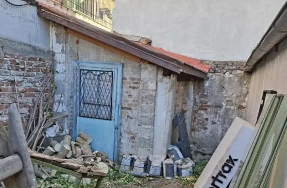 Garaj la preț de garsonieră în Capitală. Oferta care șochează piața imobiliară: „Are și un grup sanitar separat”