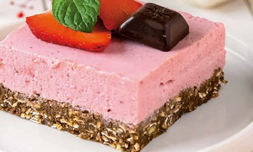 chessecake cu capsuni jpg
