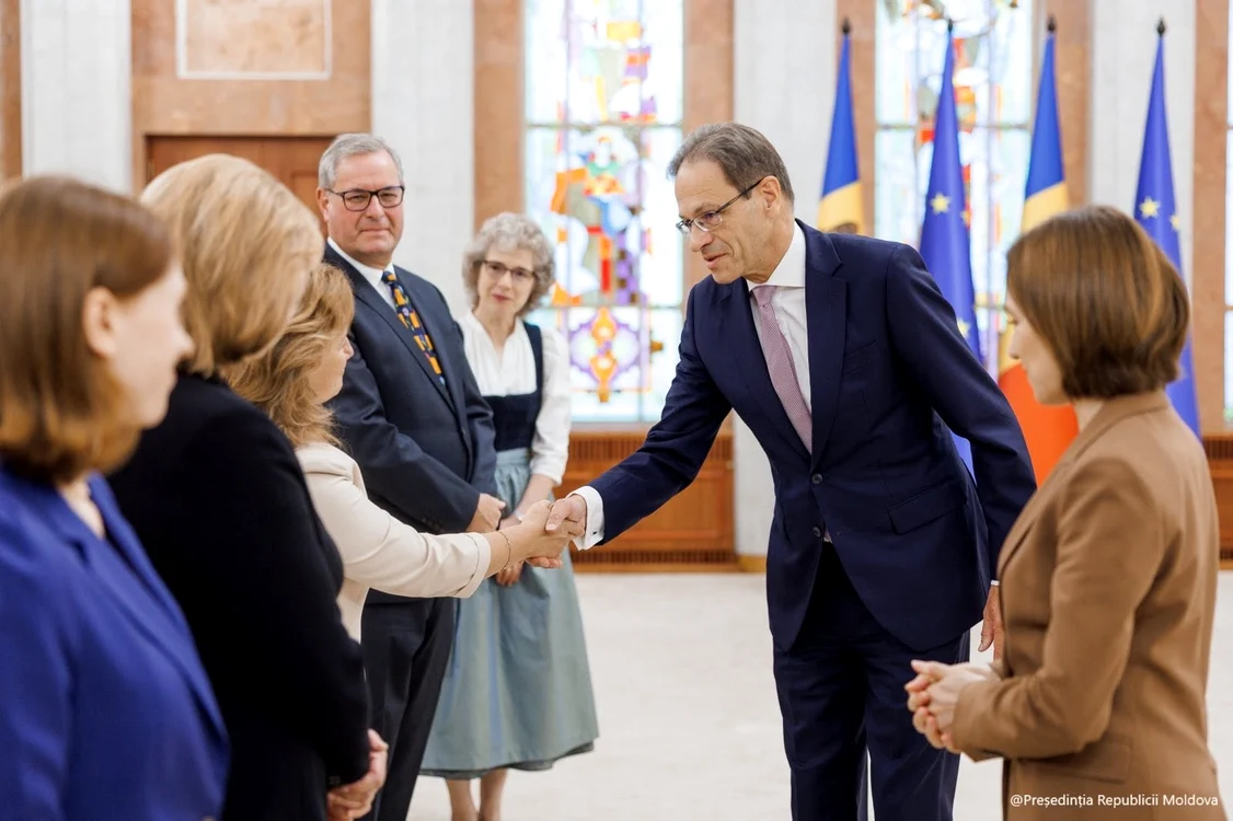 Hubert Knirsch, alături de președinta Maia Sandu, salută consilierii prezidențiali