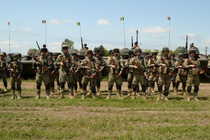 Perioada de recrutare s-a prelungit Foto: Fb. CMJ Olt/ MApN, Sergiu Iosub (arhivă) 