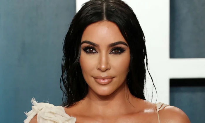 1 kim kardashian foto intro jpg jpeg