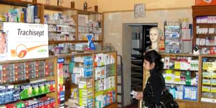 Farmacia Botifarm funcţionează cu program non-stop 