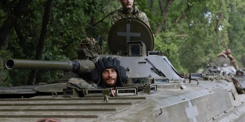 Soldați ucraineni pe frontul de lângă Bahmut FOTO EPA-EFE