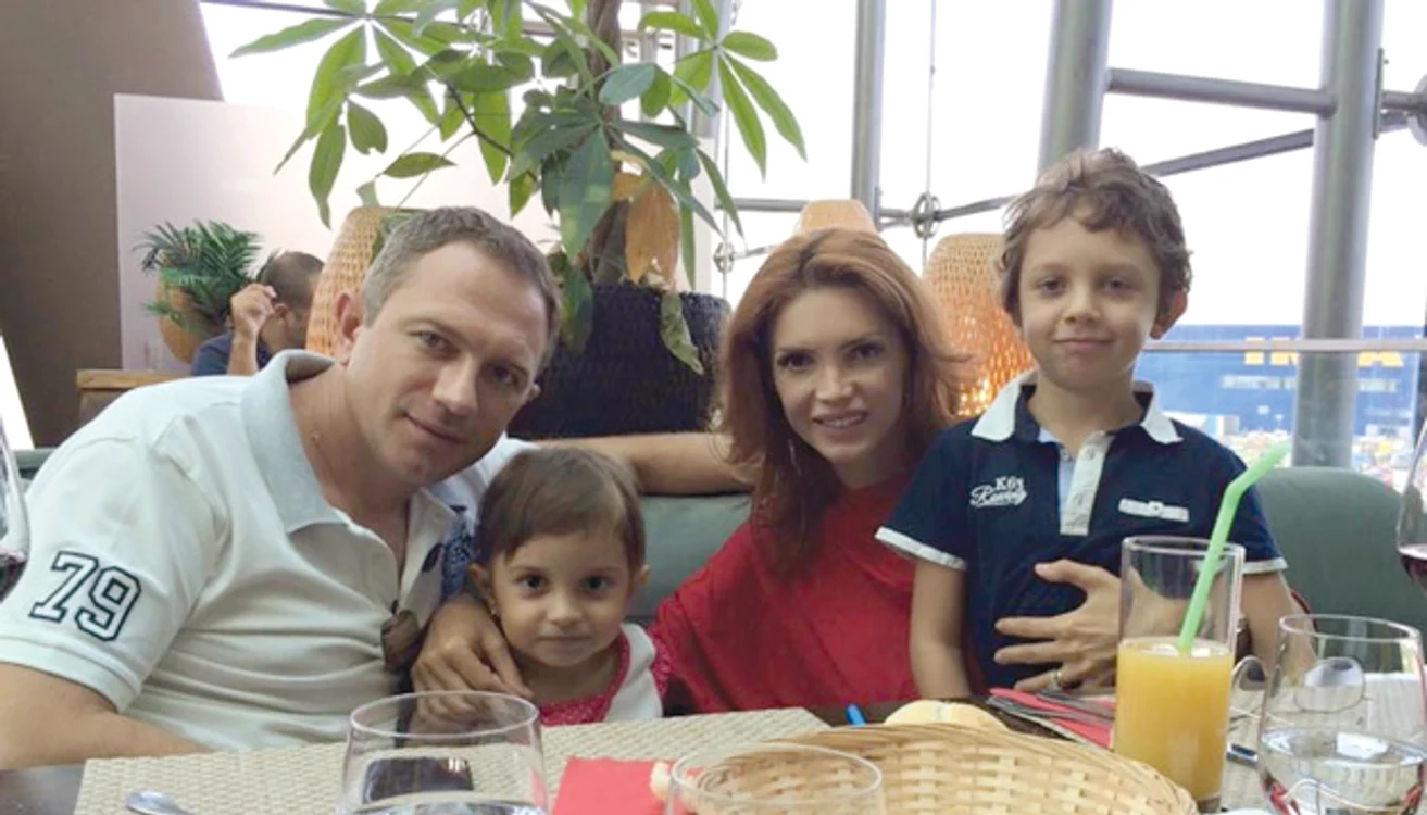 
    Alin Ionescu a fost surprins de mai multe ori în compania altor femei foto: arhiva personală  