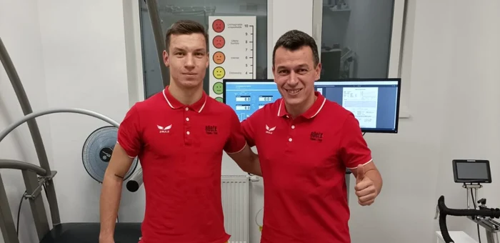 Apor Gyorgydeak și Szabolcs Ilyes, maeștrii la teqball. Foto Góbék Teqball Team