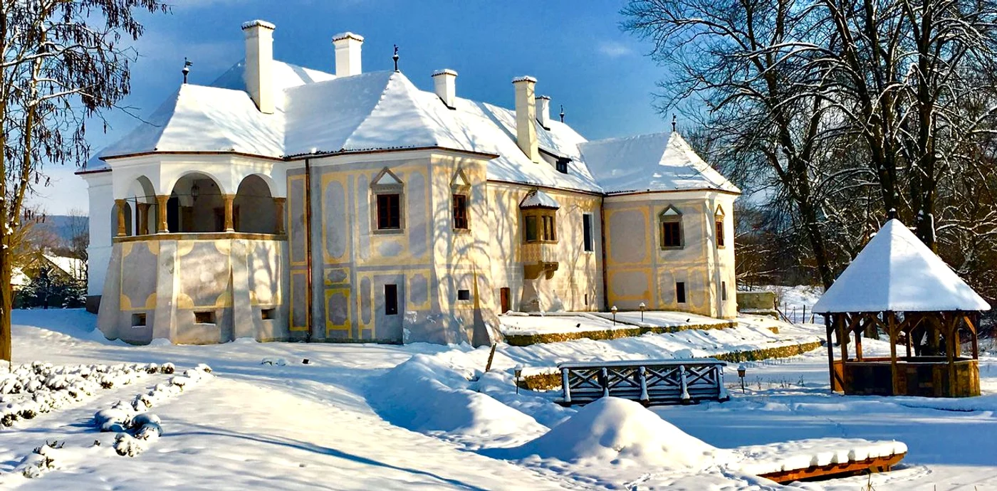 Castel iarna jpg