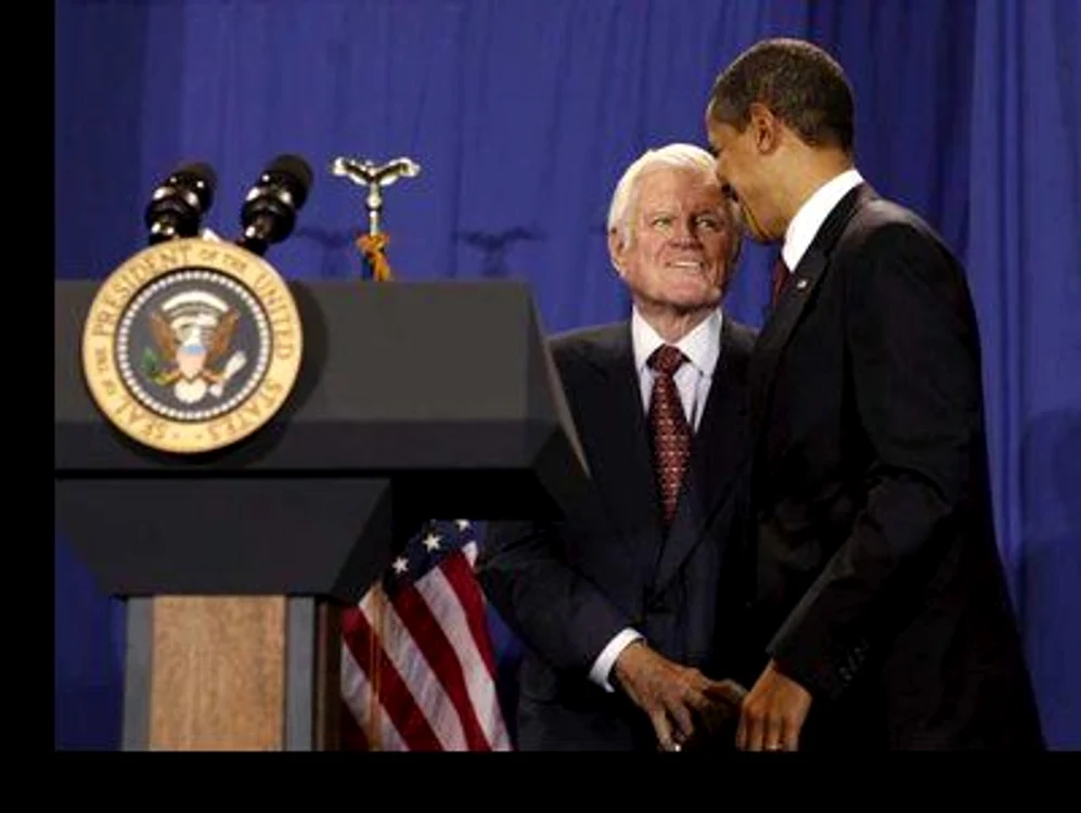 VIDEO A murit Ted  Kennedy