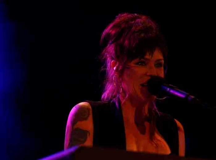 
    Beth Hart a făcut pe plac românilor la concertfoto: Arhiva Personală  