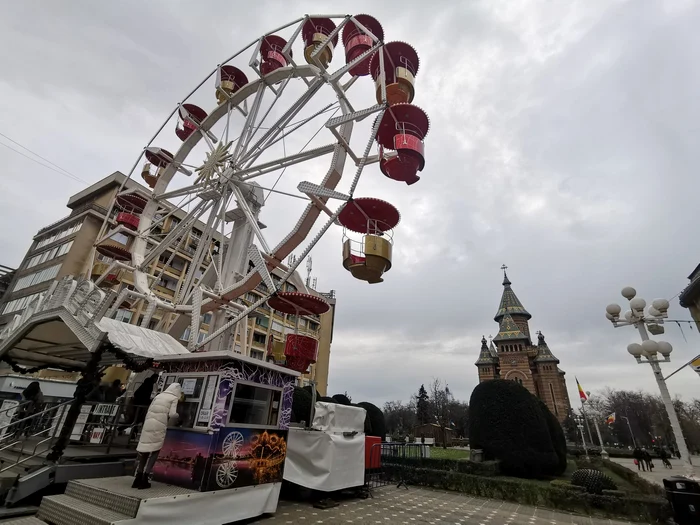 Târgul de Crăciun din Piața Victoriei din Timișoara FOTO Ștefan Both