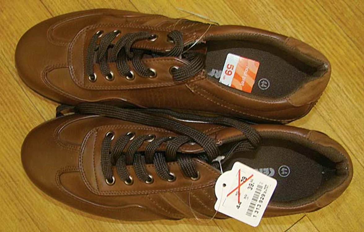 Pantofi sport bărbaţi – de la 109 lei la 49 lei Magazin Deichmann