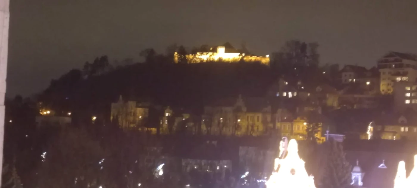 Primarul Allen Coliban a inițiat o petiție pentru Cetățăuia Brașovului FOTO Ioan Buciumar
