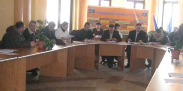 Administraţia se obligă să dea la schimb 48 de locuinţe