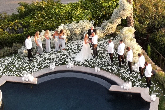 Mama lui Miley Cyrus, Tish, și starul din „Prison Break”, Dominic Purcell, s au căsătorit la Malibu, Profimedia (5) jpg