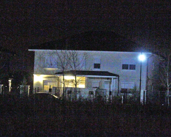 O astfel de vilă costă circa 125.000 de euro, iar chiria poate ajunge la 1.000 de euro