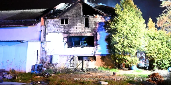 incendiu intr un hostel din Polonia FOTO X jpg
