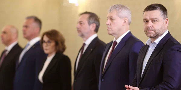 PNL participă la consultările cu partidele parlamentare organizate de președintele României la Palatul Cotroceni. FOTO Inquam Photos / Octav Ganea