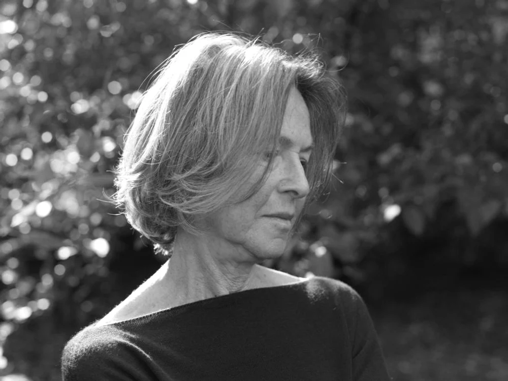 Louise Glück, laureata Nobelului literar din 2020, în curs de traducere în colecția „ANANSI  World Fiction” jpeg
