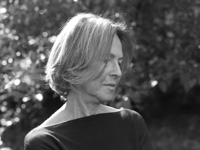 Louise Glück, laureata Nobelului literar din 2020, în curs de traducere în colecția „ANANSI World Fiction” jpeg