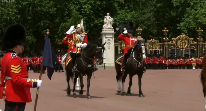 Kate Middleton a atras toate privirile la parada Trooping the Colour. Cum a apărut alături de familia regală