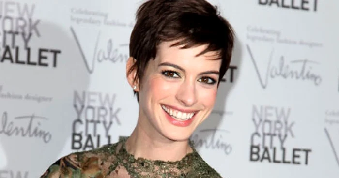 Anne Hathaway