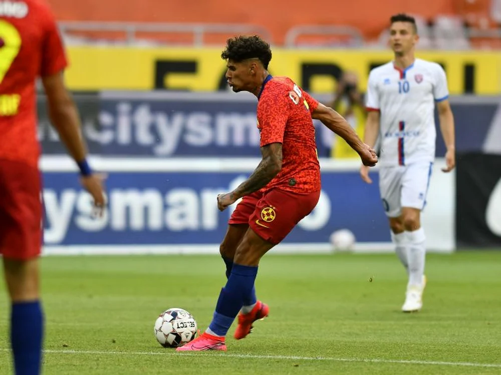 
    Florinel Coman a deschis scorul în meciul cu FC BotoșaniFOTO: Sportpictures.eu  