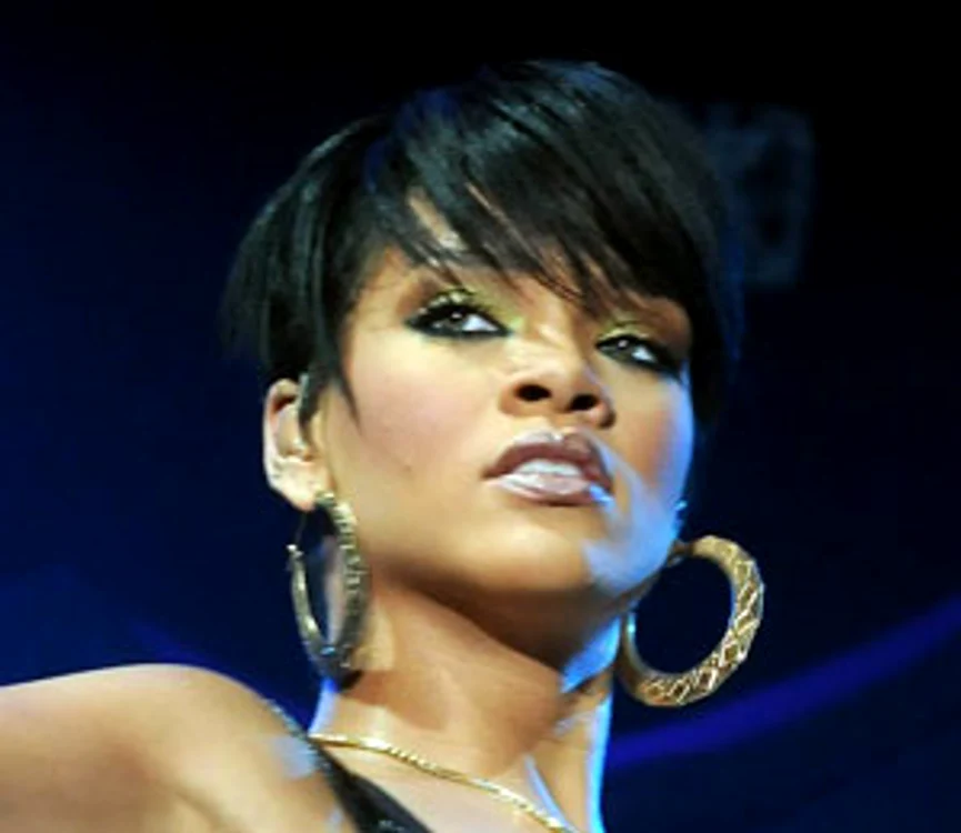 
    Rihanna nu ştie unde va petrece Crăciunul  