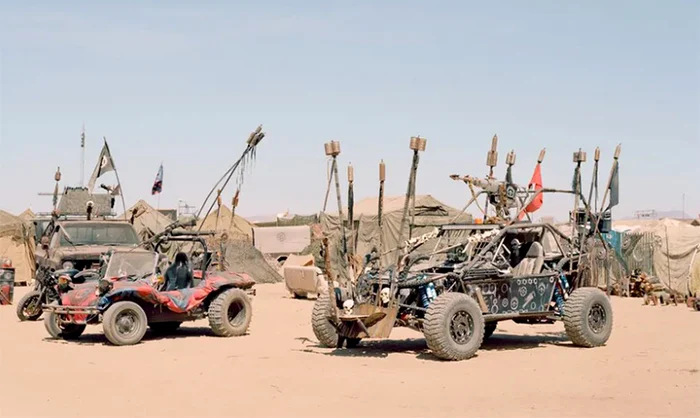 Vehiculele inspirate din filmul Mad Max