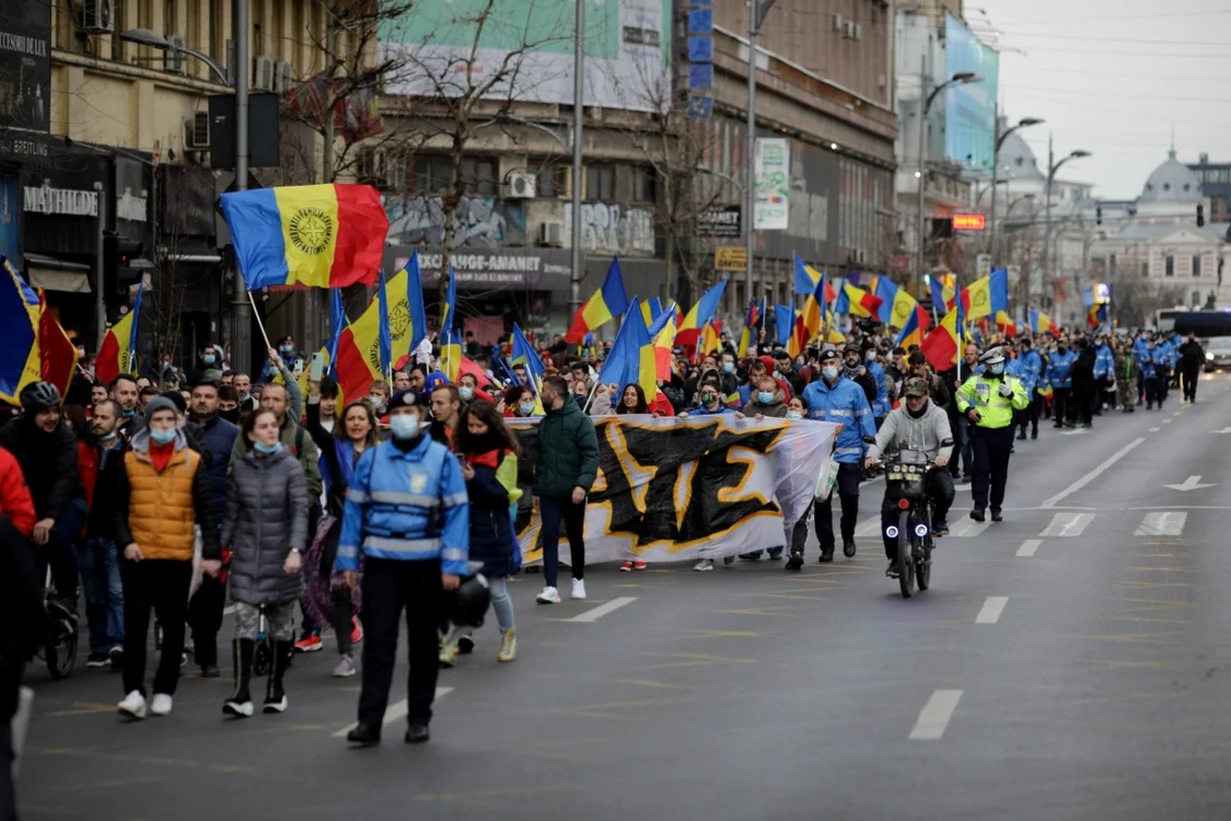 Organizarea de mitinguri şi
demonstraţii este permisă cu un număr de participanţi de maximum 100 de
persoane FOTO Inquam Photos / George Calin