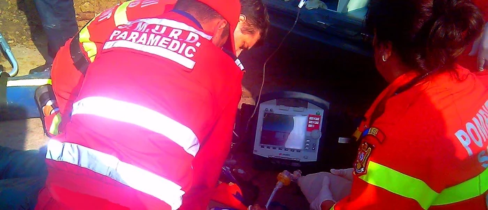 Echipajul medical a constatat decesul adolescentului. FOTO arhivă ISU Crișana