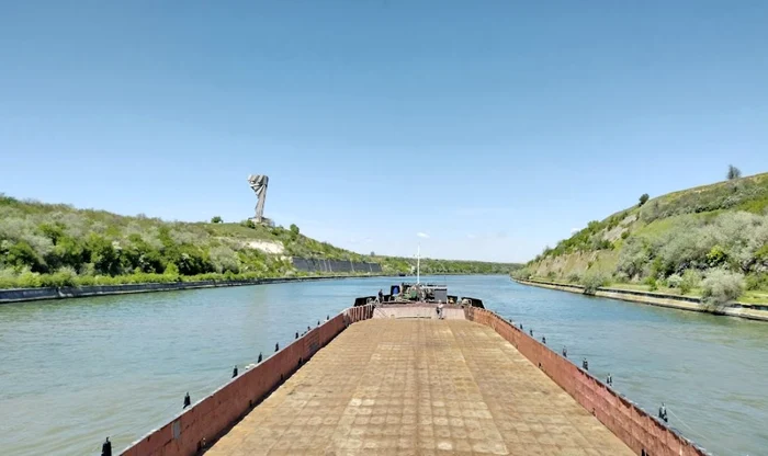 Monumentul tineretului. Sursa: Google maps.