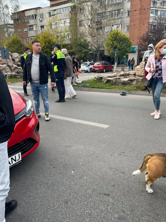 Copilul şi bunica lui au fost accidentaţi de un autoturism condus de un bărbat din Scorniceşti FOTO: Facebook/Info Trafic Slatina