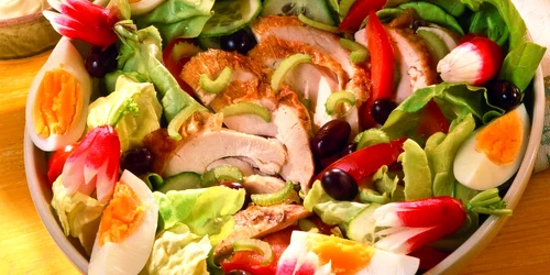 salata de pui jpeg
