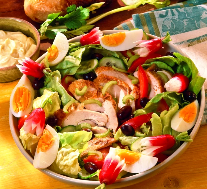 salata de pui jpeg