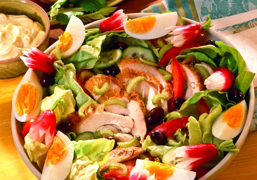 Salată de pui FOTO: arhivă, adevărul