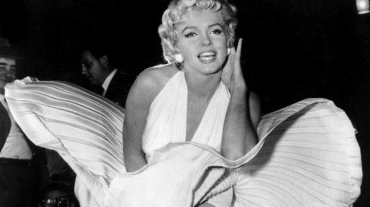Un Glob de Aur primit de Marilyn Monroe, vândut pentru o sumă record jpeg