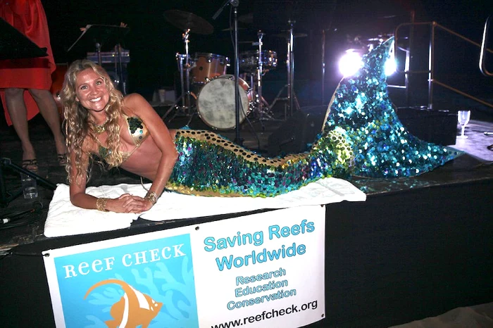 LInden Wolbert se comportă că o sirenă adevărată. (Photoland/Caters)