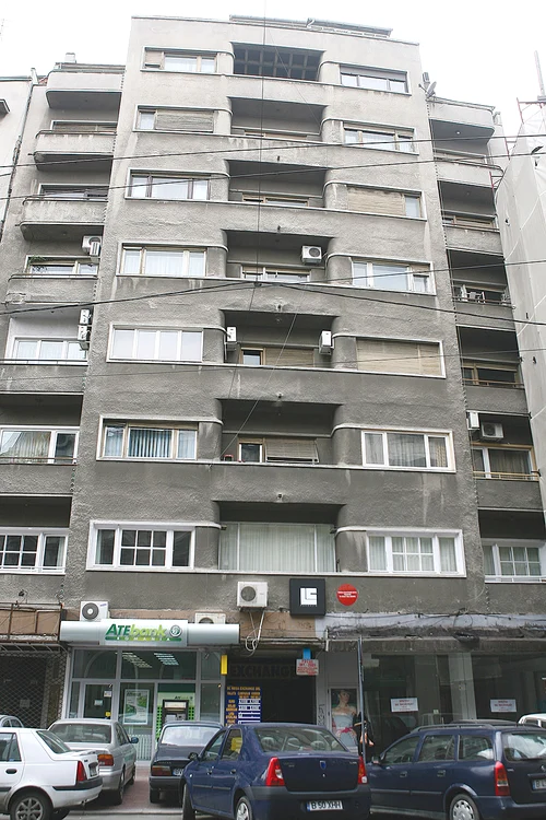 Zeci de clădiri vechi din București prezintă risc seismic de gradul 1