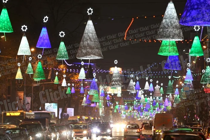 Luminiţe de Sărbători (Foto: Sever Gheorghe, Dorin Constanda)