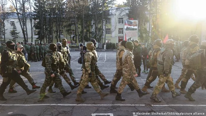 Militari ruși în rezervă mobilizați la jumătatea lui octombrie la Serpuhov