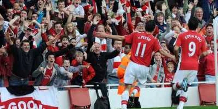 Fotbal: Americanul Stan Kroenke preia pachetul de control la Arsenal