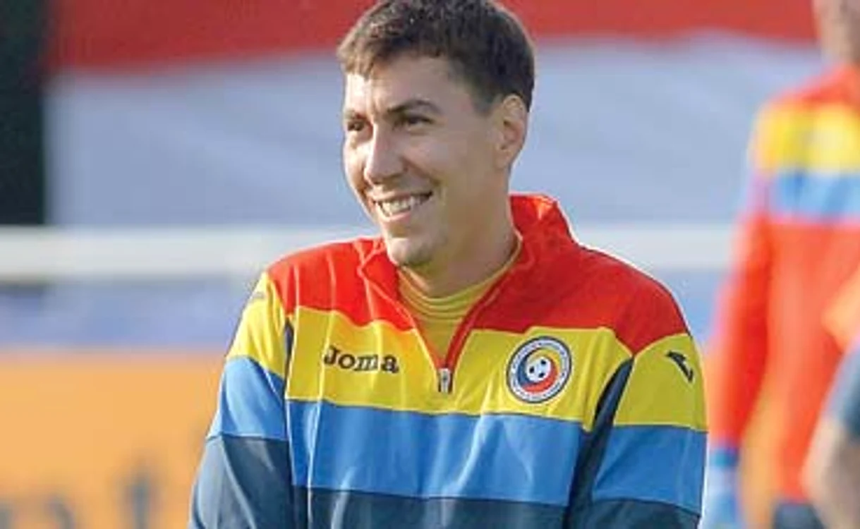 Costel Pantilimon măsoară 2,03 cm