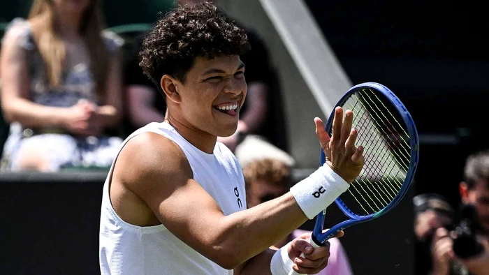 Ben Shelton a ajuns în turul 3 la Wimbledon, după un meci cu cântec. Foto Getty images