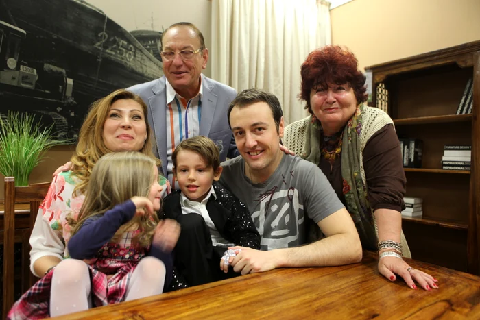 De dragul fetiței lor, Connect-R și Misha au petrecut toate vacanțele împreună, inclusiv cea de iarnă. Dovadă este chiar fotografia postată de artist