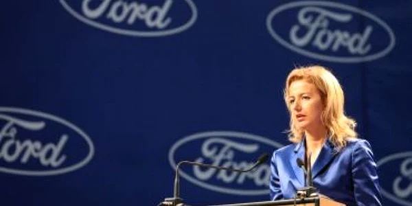 Nadia Crişan conduce McGuireWoods, firma de consultanţă a Ford România