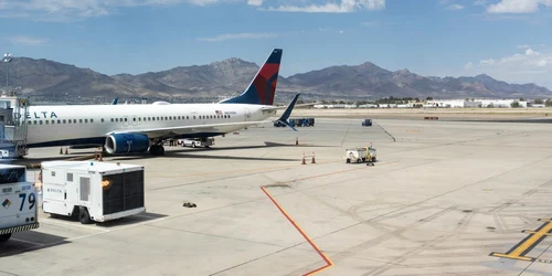 Aeroportul international din El Paso, Texas FOTO shutterstock jpg