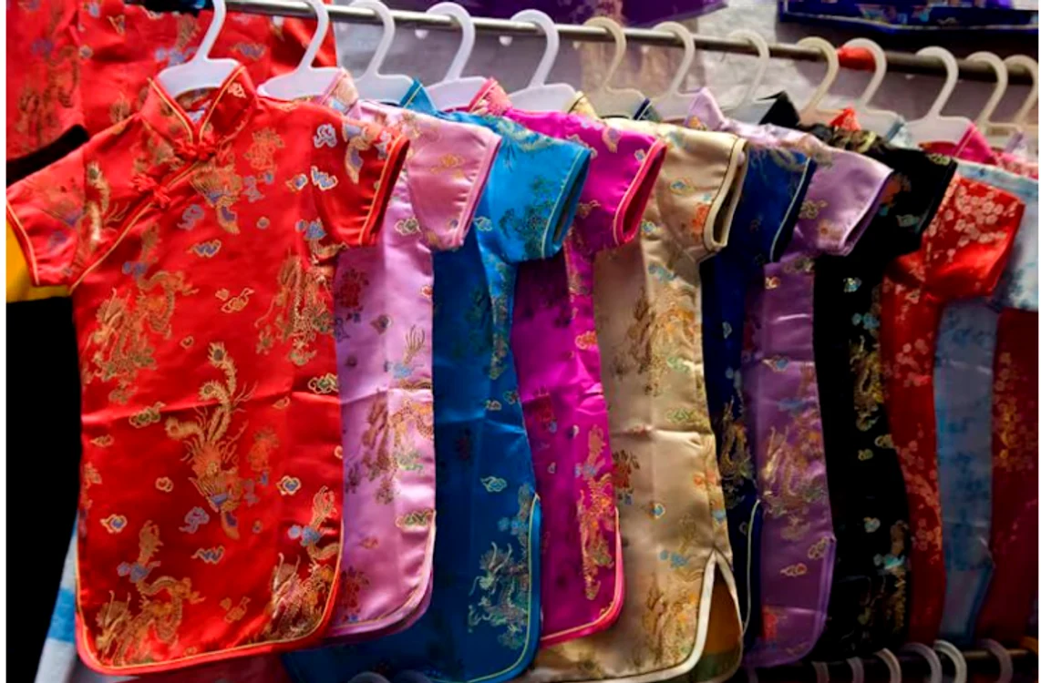 Costumul Qipao Sursa foto TerrysBuzz