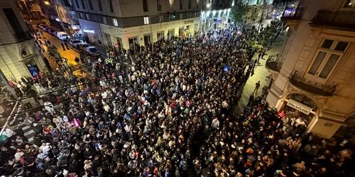 susținători nicușor în stradă FOTO Facebook Cătălin Urdoi jpg