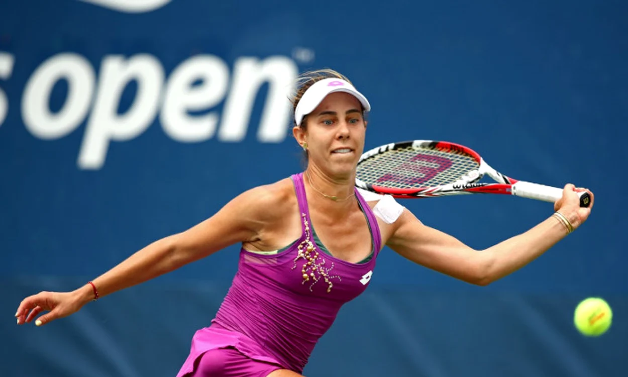 
    Mihaela Buzărnescu, locul 179 WTA, a fost eliminată în turul al doilea al turneului de BelgradSursă foto: Profimedia   