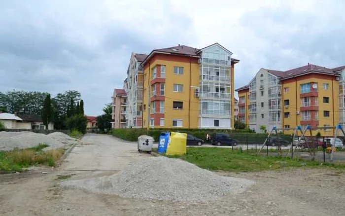 Apartamentele cu credit ipotecar luate în cartierul Bucegi au devenit o povară pentru proprietari FOTO Mircea Merticariu